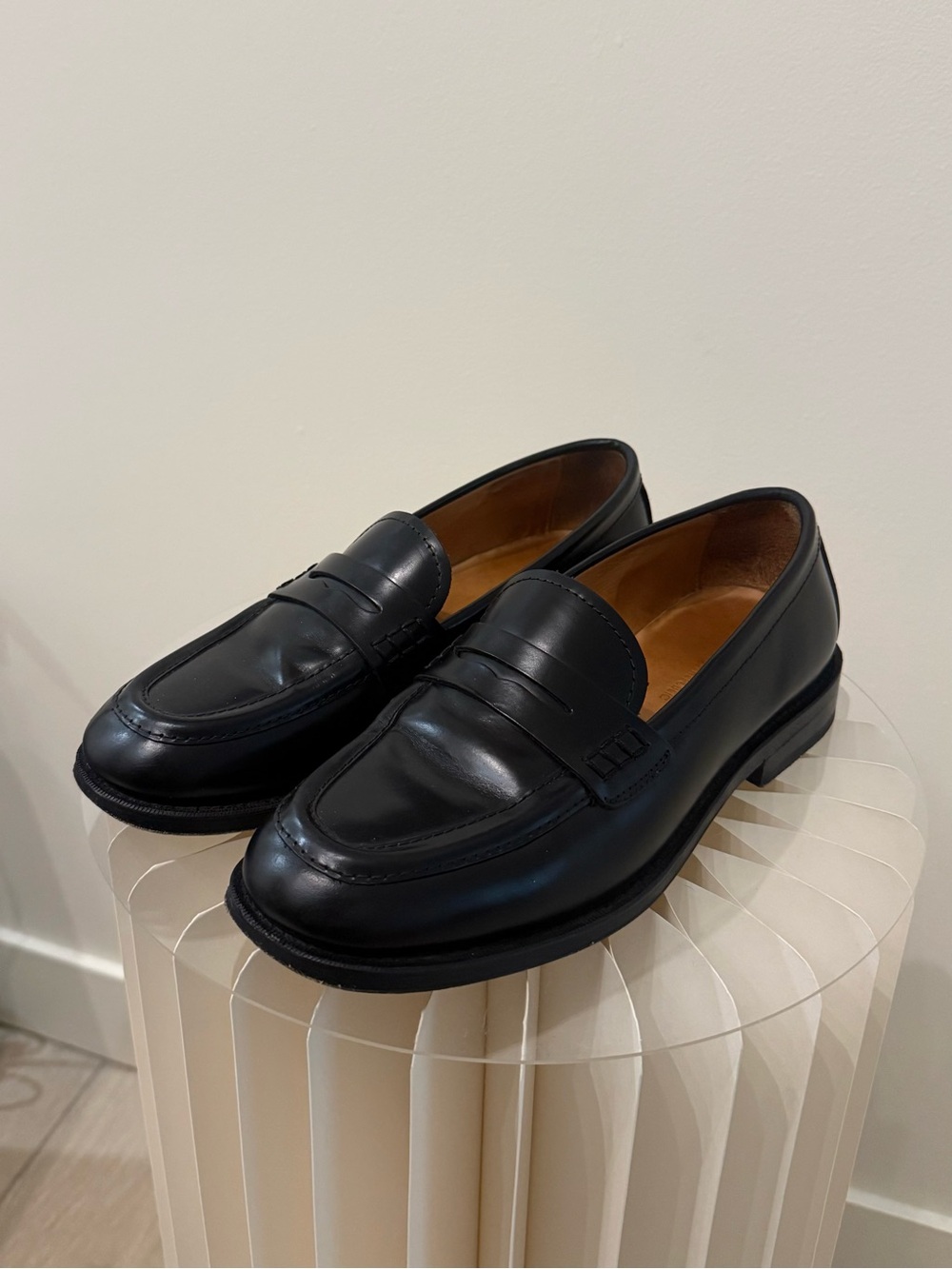 Banana Republic Black Leather Women's Penny Loafers